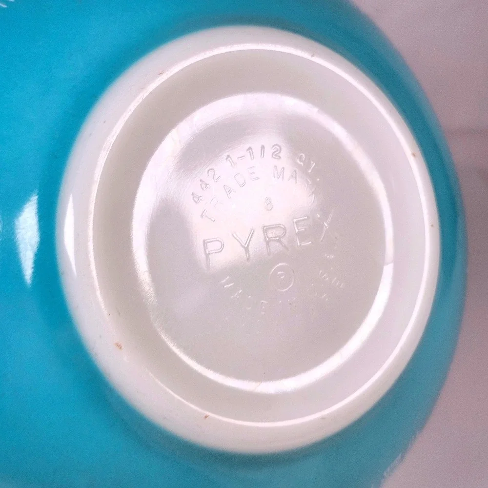 Vintage Pyrex Mixing Bowls 3 Piece Turquoise Butterprint Amish Cinderella Set